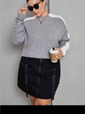 Gray and White Pullover Sweater - Colorblock Crewneck
